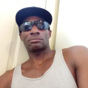 Meet your Posher, Troy